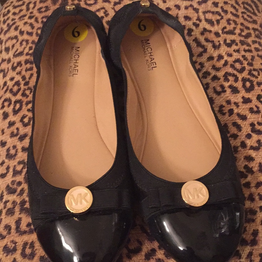 Michael Kors NWT size 9